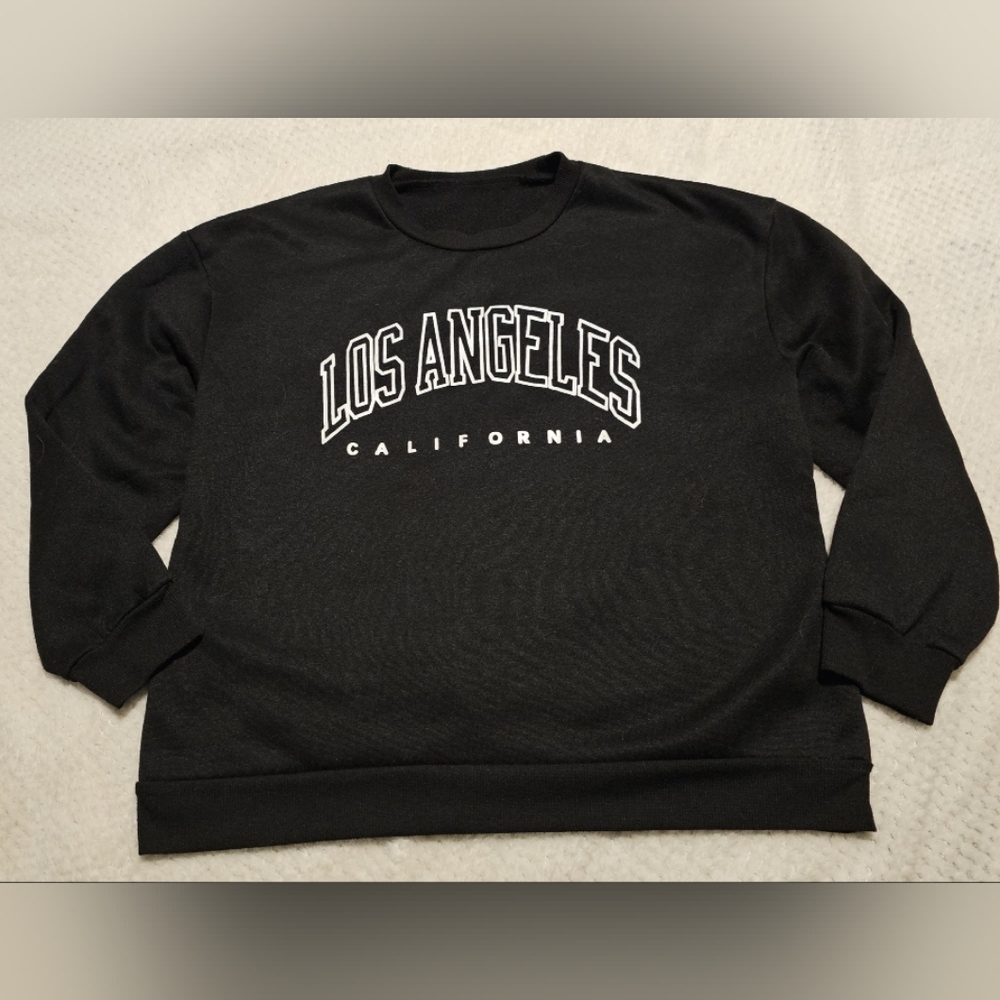 Los Angeles California Black Sweater